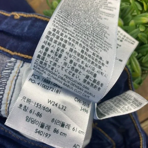 Levi's 711 Skinny Distressed Blue Jeans Women's Size 24 Dark Wash Low Rise - Picture 4 of 8